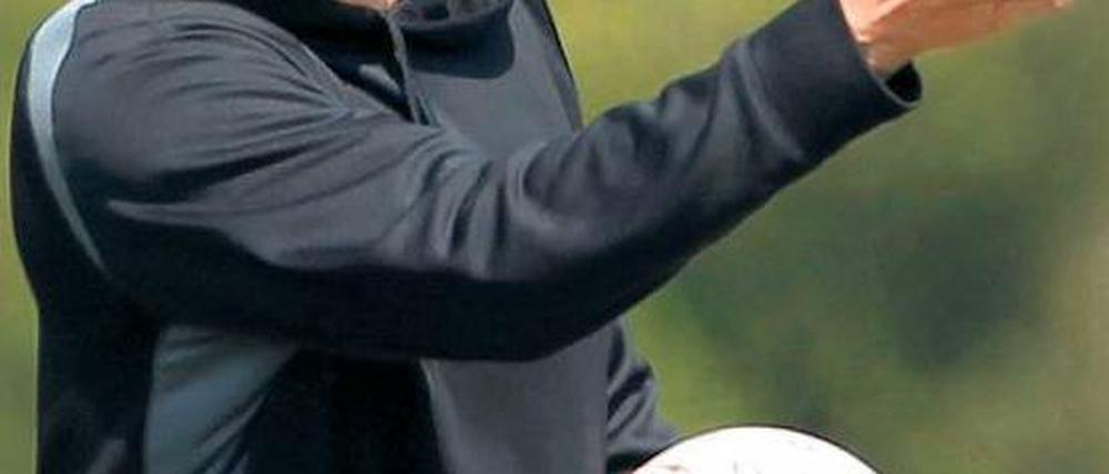 Im Zeichen des Tigers. Effenberg absolviert derzeit in der Sportschule Oberhaching den Trainerlizenzlehrgang. Foto: dapd