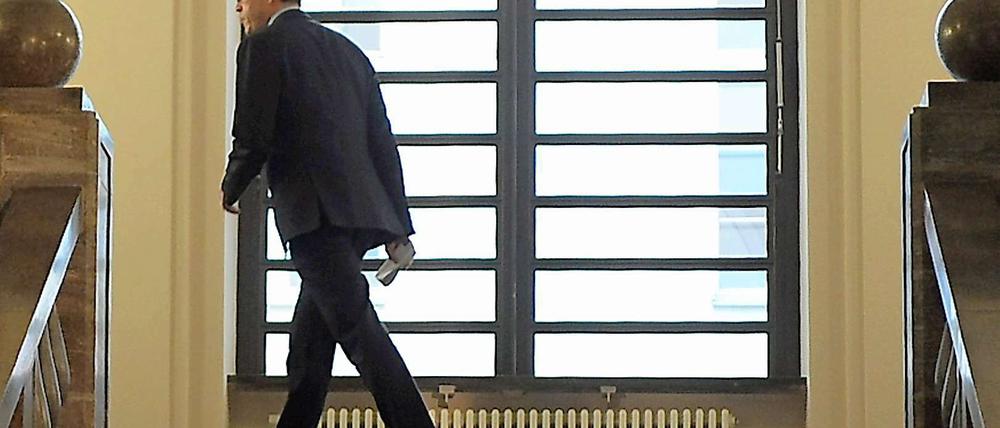 Macht keinen Rückzieher: Ex-Verteidigungsminister zu Guttenberg bleibt bei seiner Version.