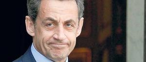 Angela Merkel und Nicolas Sarkozy sind in der Libyen-Krise völlig unterschiedlicher Meinung. Aber nicht nur da. Der deutsch-französische Motor funktioniert hingegen derzeit vor allem dann, wenn es um die Euro-Rettung geht. Fotos: AFP