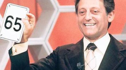 Triumph. Hans Rosenthal 1978 in der ZDF-Quizshow „Dalli, Dalli“. Foto: dpa