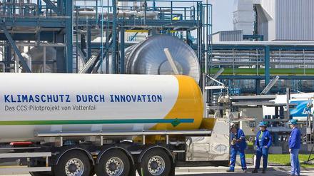 CO2-freie Kraftwerke sind nicht wirklich CO2-frei. Wohin mit dem Kohlendioxid, das durch Filtertechnik abgeschieden wird?