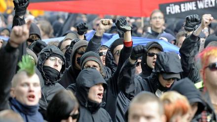 Teilnehmer der "revolutionären" 1. Mai Demonstration im vergangenen Jahr.