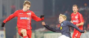 Gegen den VfL Bochum am 15. Spieltag gehörte Paul Thomik (l.) noch zur Startformation von Union. Inzwischen schmort er zumeist nur noch auf der Bank.