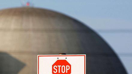 Hopp, hopp, hopp, Atomkraftwerke stopp: Die FDP rückt von der Kernenergie ab - alte Meiler wie der in Biblis haben kaum noch eine Zukunft.