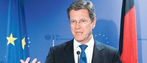 Als Staatsmann: Westerwelle am Montag in Brüssel. Bei den FDP-Gremiensitzungen in Berlin fehlte der Parteichef.