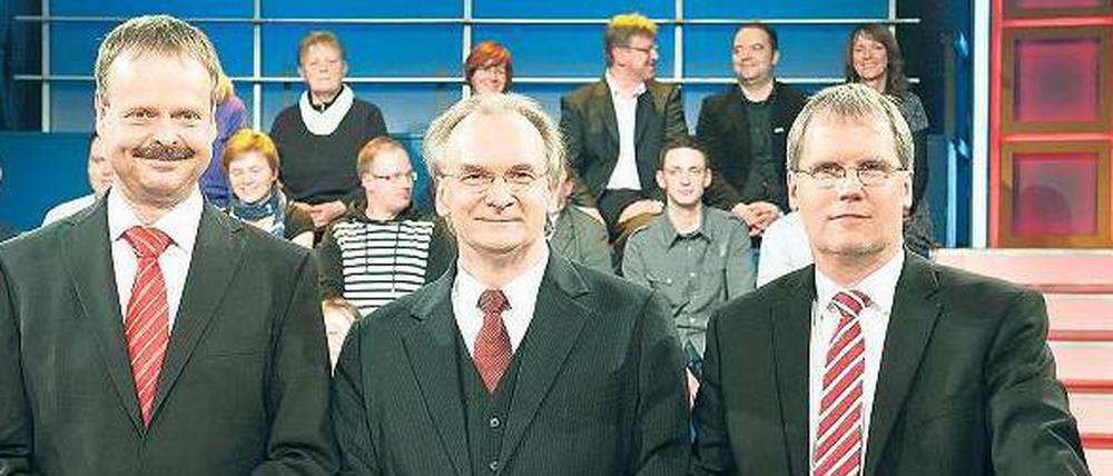 Sie machen es unter sich aus. Die Spitzenkandidaten (von links) Wulf Gallert (Linkspartei), Reiner Haseloff (CDU) und Jens Bullerjahn (SPD) bei einem TV-Auftritt vor wenigen Tagen beim MDR. 