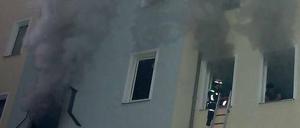 Mordanschlag. Drei Menschen starben beim Brand in der Sonnenallee.