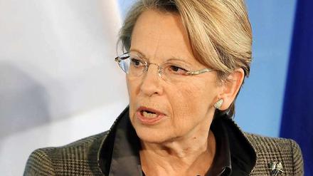 Frankreichs Außenministerin Michele Alliot-Marie ist zurückgetreten.