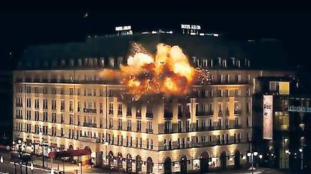 Die Explosion im Adlon ist am Computer entstanden.