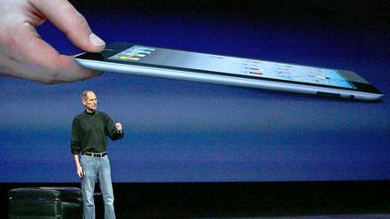 Apple-Chef Steve Jobs stellt neues iPad vor.