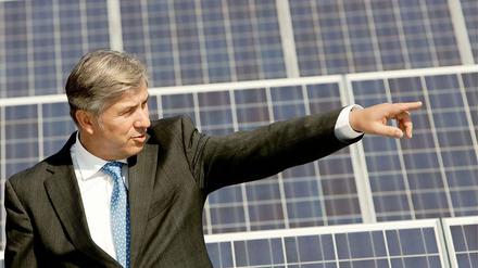 Da geht´s lang. Trotz aller Revolten reist Klaus Wowereit am Freitag nach Arabien. Die Beziehungen sollen gestärkt werden.