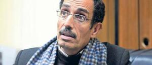 Abdul Hakim Ghoga hat sich während der letzten sechs Jahre in Benghasi als Verteidiger politischer Gefangener einen Namen gemacht. Jetzt ist er Sprecher des neuen Nationalrats für den Osten Libyens. 