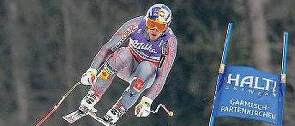 Freier Fall. Der Kanadier Erik Guay kam am besten mit der WM-Abfahrt zurecht, die teilweise mehr als 92 Prozent Steigung hat.