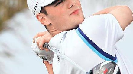 Blick nach oben. Wie im vergangenen Jahr siegte Martin Kaymer in der Hitze von Abu Dhabi.