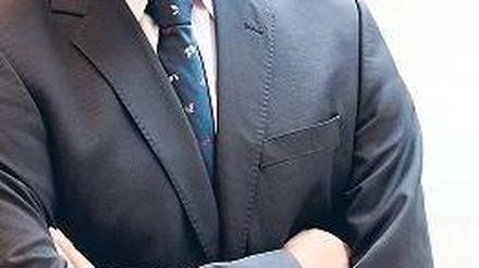 Michel Cunnac ist seit 2008 Geschäftsführer von Veolia Wasser. Der 50-jährige Ingenieur und Betriebswirt aus Frankreich arbeitet schon seit 1982 in dieser Branche. 