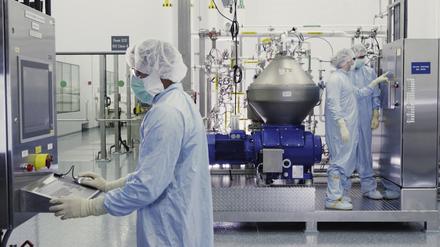 Antikörper-Cocktail. Das Biotechnologie-Unternehmen Regeneron hat aus zwei Sorten Antikörpern ein Medikament zur Behandlung von Sars-CoV-2-Infektionen entwickelt, das derzeit in klinischen Studien auch als vorbeugendes Mittel getestet wird.