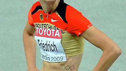 Sorgenfalten. Ariane Friedrich hat sich schwer verletzt.