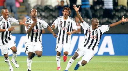 Freude am Spiel, Freude am Leben. Im Feiern sind die afrikanischen Mannschaften wie hier Mazembe Lubumbashi bei der Klub-WM schon Weltspitze.