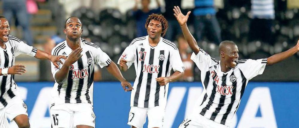 Freude am Spiel, Freude am Leben. Im Feiern sind die afrikanischen Mannschaften wie hier Mazembe Lubumbashi bei der Klub-WM schon Weltspitze.