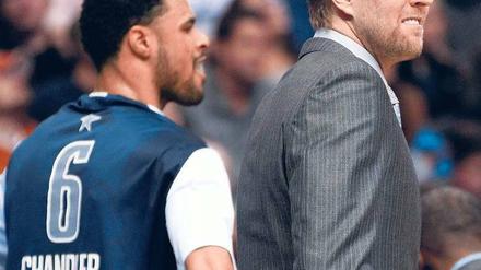 Der zweite Anzug zwickt. Nowitzki (r.) ist bei Dallas nicht zu ersetzen. Foto: Reuters