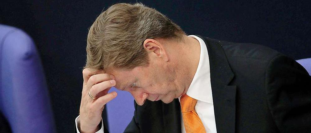 Sorgenfalten eines Parteichefs.