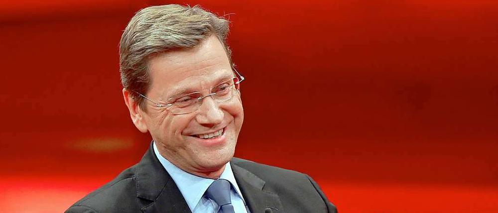 Ist Außenminister Westerwelle bald kein Sicherheitsrisiko mehr, sondern rettet als Super-Guido die Welt?