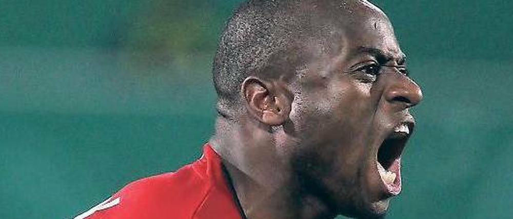 Kraftvoll erfolgreich. Nando Rafael ist mit neun Toren in dieser Saison für den ersten Tabellenplatz des FC Augsburg mitverantwortlich.