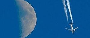 Die Flugrouten für den neuen Airport BBI sind umstritten.