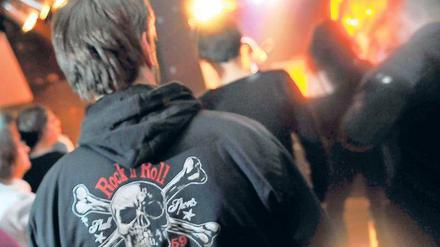 Rock'n Roll gab's nach dem Lärmstreit im Knaack ab 22 Uhr nur noch leise - die Besucher blieben zu Hause.