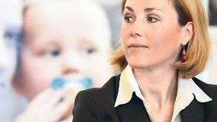 „Eine Chance für Kinder“. Bettina Wulff gestern in Berlin. Foto: dpa