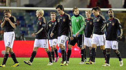 Forever Young: Marcel Schmelzer (l.), Mario Götze (3. v. l.), Mats Hummels (4. v. l.) und Andre Schürrle (4. v. r.). Der Jugendwahn in der Nationalelf geht weiter.