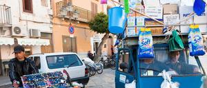 Einkaufsparadies. Im Zentrum von Favignana gibt es alles, was der Mensch so braucht. Obst und Gemüse gibt’s täglich frisch. 