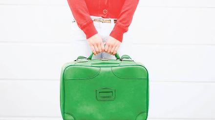 Wohin die Reise geht sollten Absolventen schon wissen, bevor sie ihrem Beruf den Rücken kehren. Oft können Hobbys oder persönliche Interessen den Weg weisen. Und mit etwas Glück trifft man mutige Personaler, die Umsteigern eine Chance geben.Foto: picture-alliance/Cultura RM