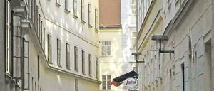 Hier sagen sich Metzger und Pospischill gute Nacht. Die Blutgasse in Wien. 