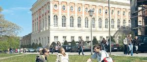Anspruch. Die Uni Potsdam profiliere sich als „mittelgroße Spitzenuniversität“, lobt Ministerin Münch.Foto: Uni Potsdam/Karla Fritze