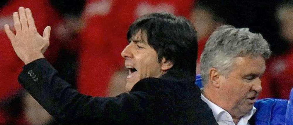 Die zwei. Joachim Löw (links) und Guus Hiddink wollen nicht einfach nur gewinnen, sie wollen von ihren Mannschaften auch schönen Fußball sehen. 