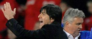 Die zwei. Joachim Löw (links) und Guus Hiddink wollen nicht einfach nur gewinnen, sie wollen von ihren Mannschaften auch schönen Fußball sehen. 