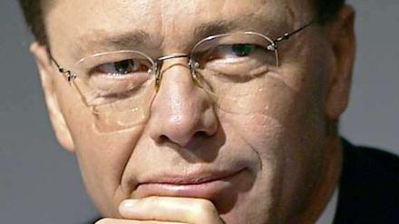 Razzia bei Thomas Middelhoff, Ex-Vorstandsvorsitzende der Arcandor AG (Karstadt).