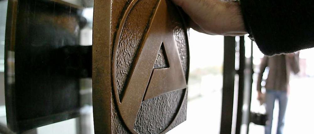Die Erwerbstätigkeit ist im August erneut gestiegen. Die positive Entwicklung auf dem deutschen Arbeitsmarkt hat sich im August bundesweit, aber auch maßgeblich für Berlin und Brandenburg weiter fortgesetzt. 