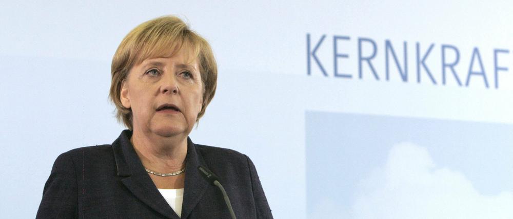 Kanzlerin Angela Merkel beim Besuch des Kernkraftwerks in Lingen.