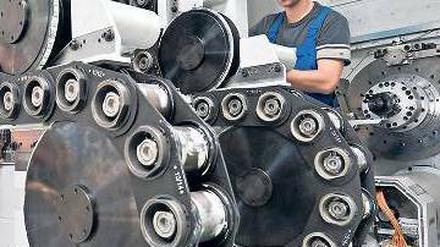 Es hakt. Es fehlen Lehrlinge, sagt die Wirtschaft. Stimmt nicht, erklären die Gewerkschaften. Foto: p-a/ZB