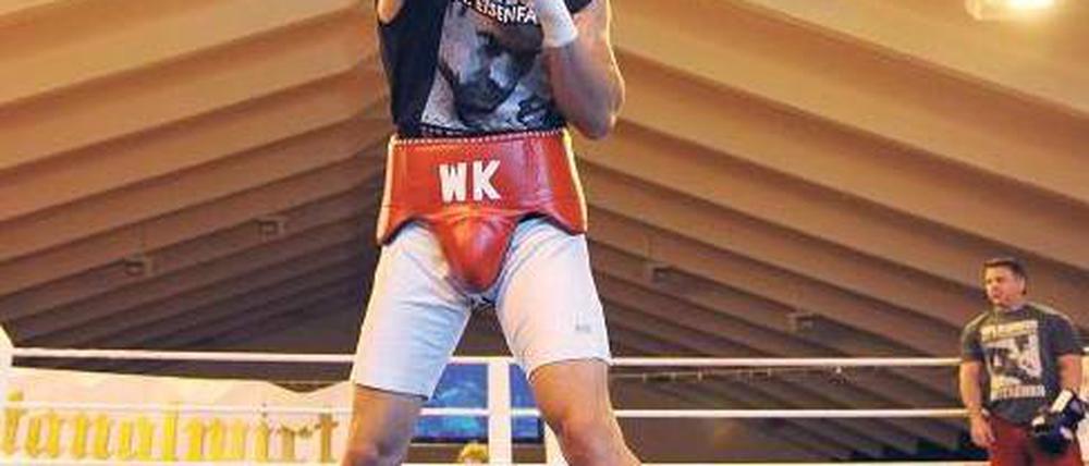 Bereit. Vor fünf Jahren boxte Weltmeister Wladimir Klitschko schon einmal gegen Samuel Peter und gewann knapp. Foto: dpa