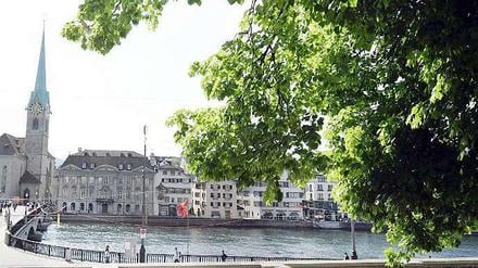 Das Kai in der Altstadt von Zürich.