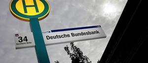 Der Streit um die berufliche Zukunft Thilo Sarrazins bei der Bundesbank zieht sich. 