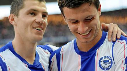 Zwei, die sich für die Starformation in Düsseldorf empfohlen haben: Waleri Domowtschiski (l.) und Doppeltorschütze Marco Djuricin.