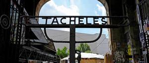 Der Eingang zum Kunsthaus Tacheles.