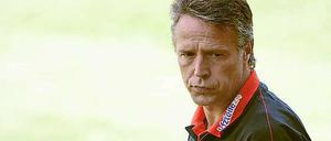 Nichts zu feiern gab es für das Team von Uwe Neuhaus im DFB-Pokal gegen den Halleschen FC. Woran hat es gelegen?