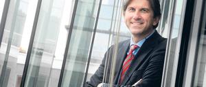 Punktuell will der neue Chefredakteur Wolfram Weimer den „Focus“ verändern. Mit der aktuellen Ausgabe ist das Magazin aus München eine Kooperation mit dem britischen „Economist“ eingegangen. Das soll der Anfang des Imagewandels sein. Fotos: Promo