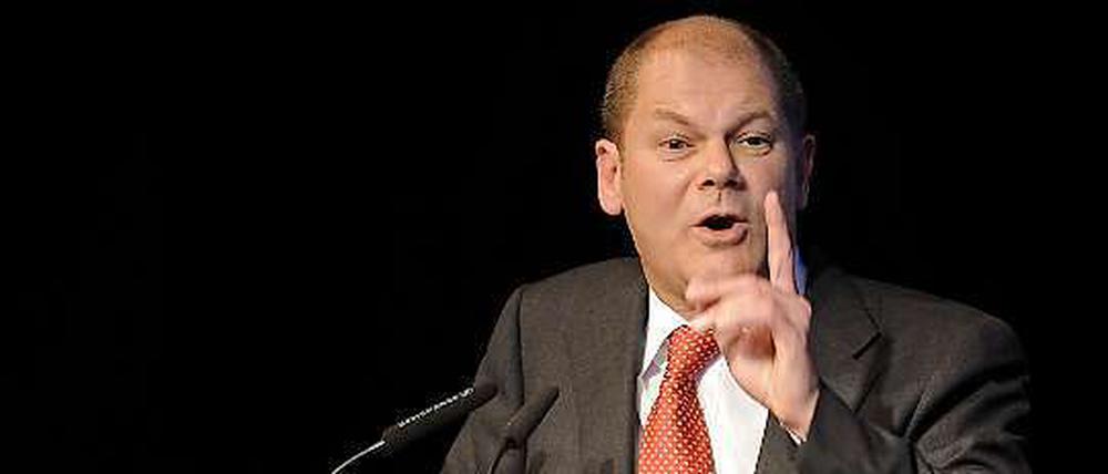 Olaf Scholz (SPD) hält die Erhöhung der Hartz IV-Sätze für zwingend. (hier Im Juni 2010 in Hamburg)