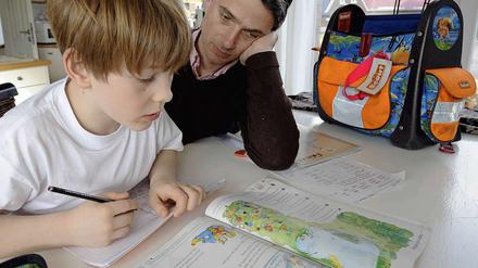 Väter sollen künftig leichter das gleichberechtigte Sorgerecht für ihre Kinder bekommen.